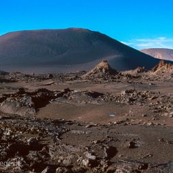 Lanzarote - Kanarische Inseln - Bilder - Sehenswürdigkeiten - Fotos - Pictures Faszinierende Reisebilder aus Lanzarote, Kanarische Inseln: Nationalpark Timanfaya, Mirador del Rio, Jameos del Agua,...